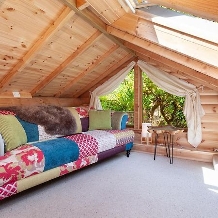 Porthole Log Cabin Minehead Exterior foto